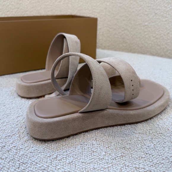 Gia Borghini x RHW Buckle Sandals - Taupe Suede, Size 8 (EU 38) - Picture 4 of 6